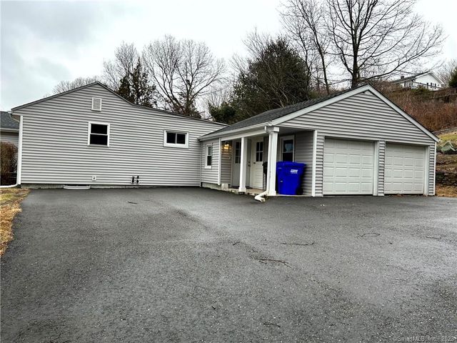 30 Fulton Drive, Groton, CT 06340
