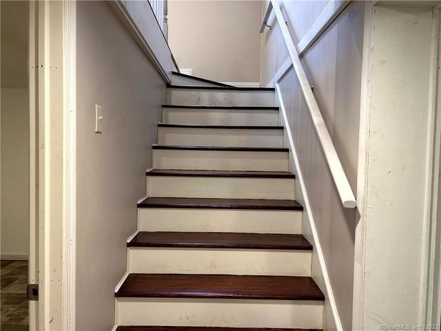 30 Fulton Drive, Groton, CT 06340