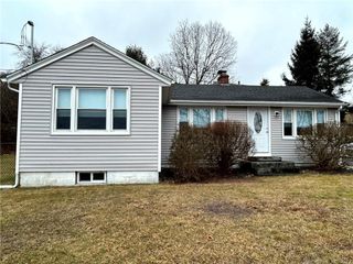 30 Fulton Drive, Groton, CT 06340