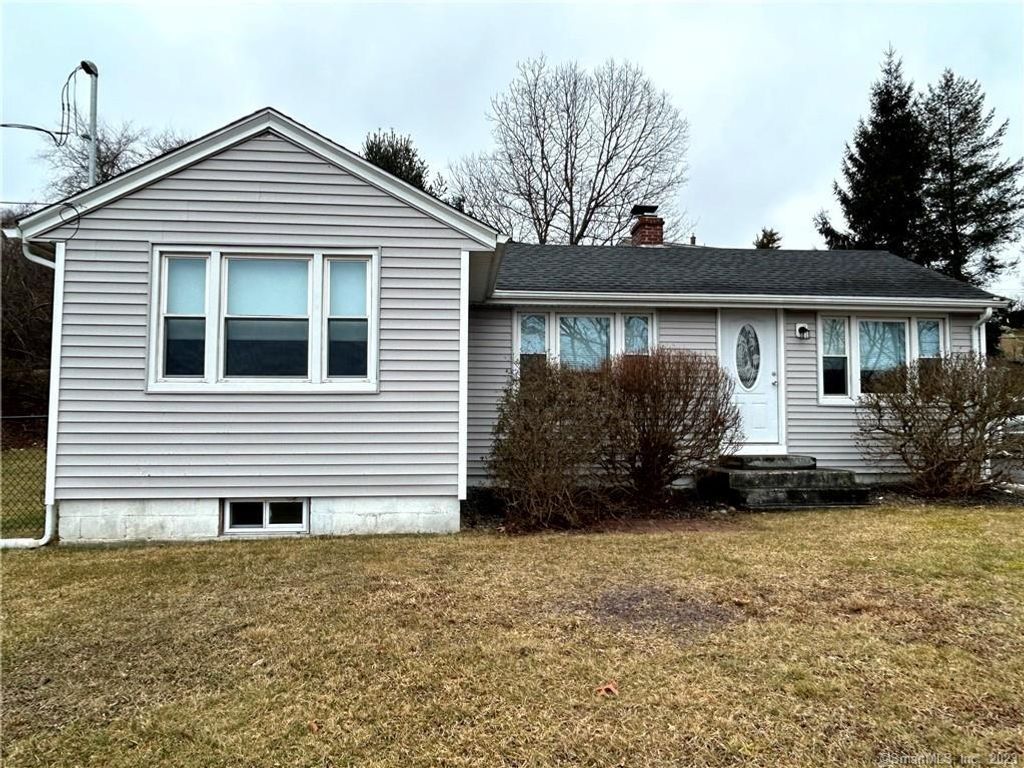 30 Fulton Drive, Groton, CT 06340