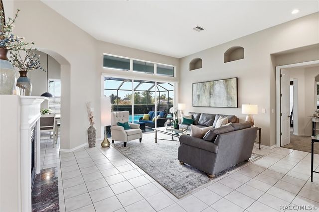 384 N Hambletonian Drive, Inverness, FL 34453