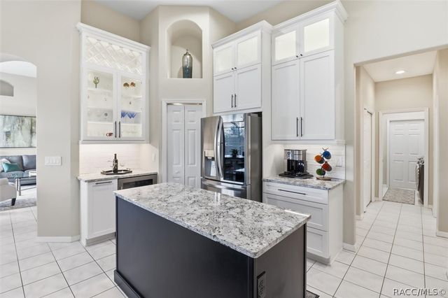 384 N Hambletonian Drive, Inverness, FL 34453