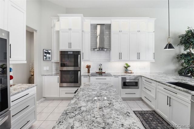 384 N Hambletonian Drive, Inverness, FL 34453