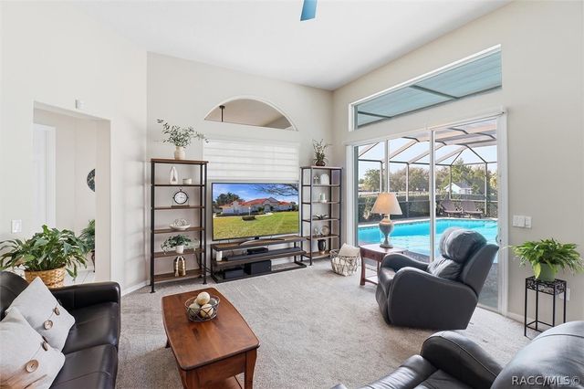 384 N Hambletonian Drive, Inverness, FL 34453