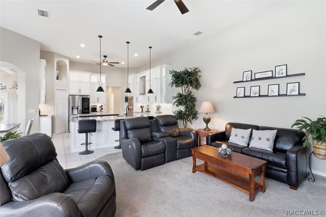 384 N Hambletonian Drive, Inverness, FL 34453