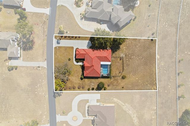 384 N Hambletonian Drive, Inverness, FL 34453