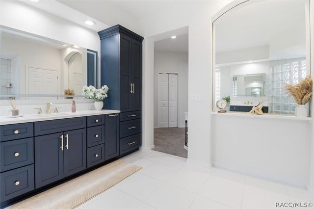 384 N Hambletonian Drive, Inverness, FL 34453