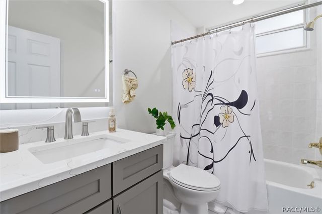 384 N Hambletonian Drive, Inverness, FL 34453