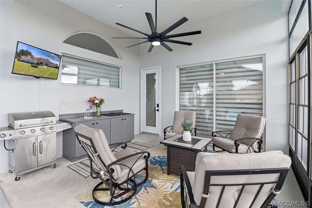 384 N Hambletonian Drive, Inverness, FL 34453