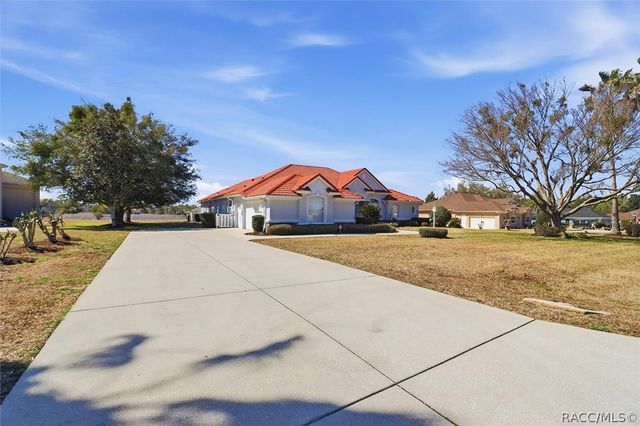 384 N Hambletonian Drive, Inverness, FL 34453