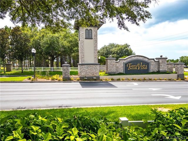 384 N Hambletonian Drive, Inverness, FL 34453