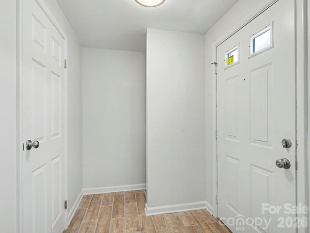 9416 Lexington Circle, Charlotte, NC 28213