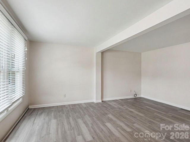 9416 Lexington Circle, Charlotte, NC 28213