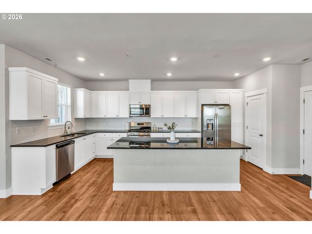 14342 Sw 165TH Ave, Portland, OR 97224