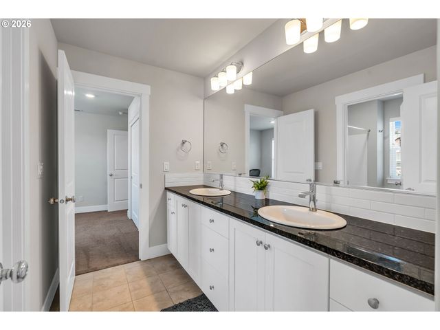14342 Sw 165TH Ave, Portland, OR 97224