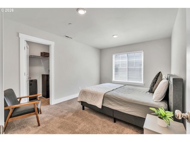 14342 Sw 165TH Ave, Portland, OR 97224