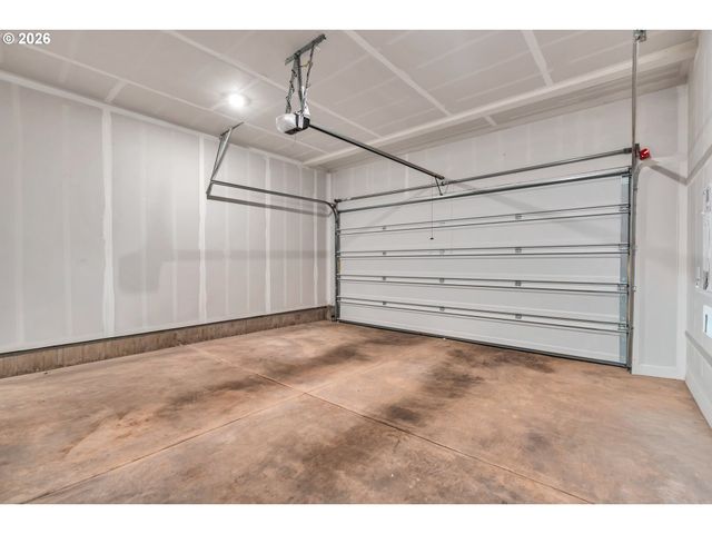 14342 Sw 165TH Ave, Portland, OR 97224