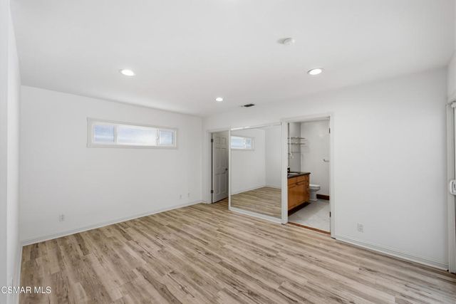 5919 Rolling Road, Woodland Hills, CA 91367