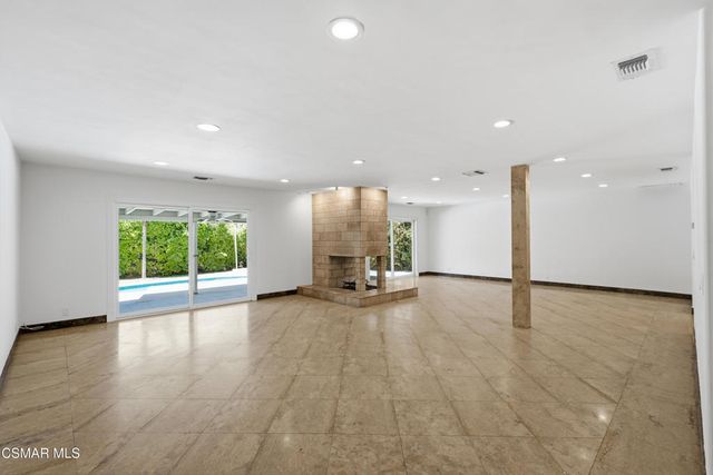 5919 Rolling Road, Woodland Hills, CA 91367