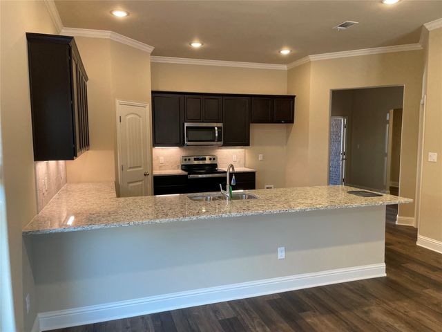 634 Nolan Drive, Sherman, TX 75092