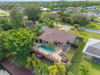 138 NE Twylite Terrace, Port St Lucie, FL 34983