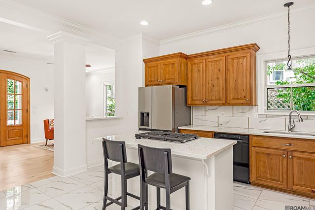 2216 Estates Rd, Baton Rouge, LA 70808
