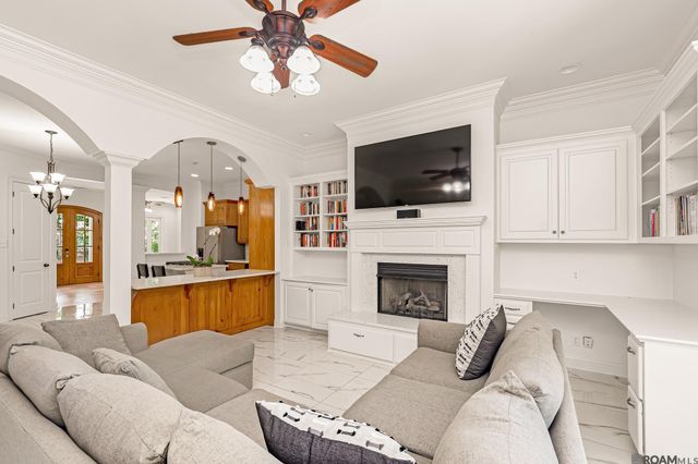 2216 Estates Rd, Baton Rouge, LA 70808