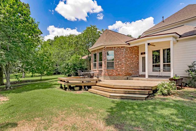2216 Estates Rd, Baton Rouge, LA 70808