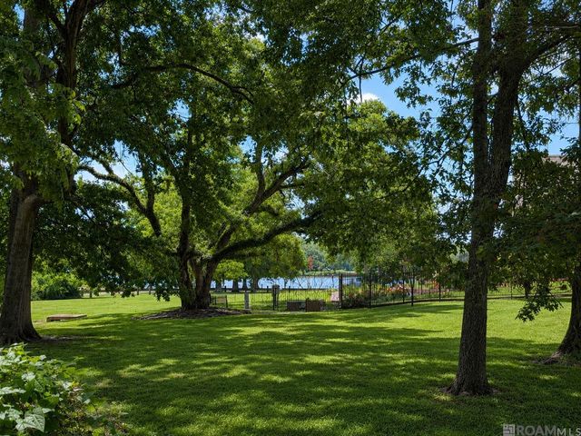 2216 Estates Rd, Baton Rouge, LA 70808