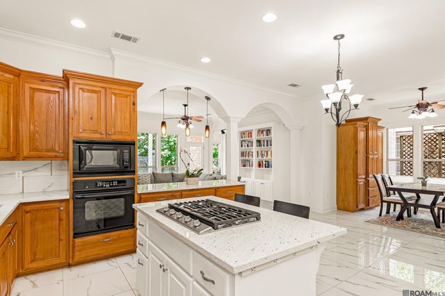 2216 Estates Rd, Baton Rouge, LA 70808