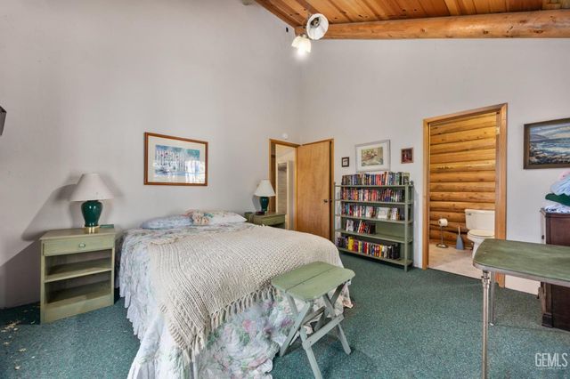 8717 Old State Road, Wofford Heights, CA 93285