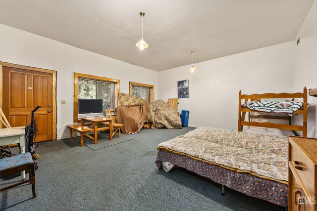 8717 Old State Road, Wofford Heights, CA 93285