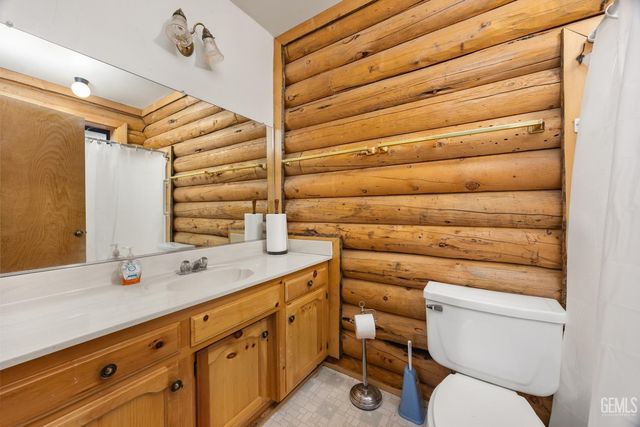 8717 Old State Road, Wofford Heights, CA 93285