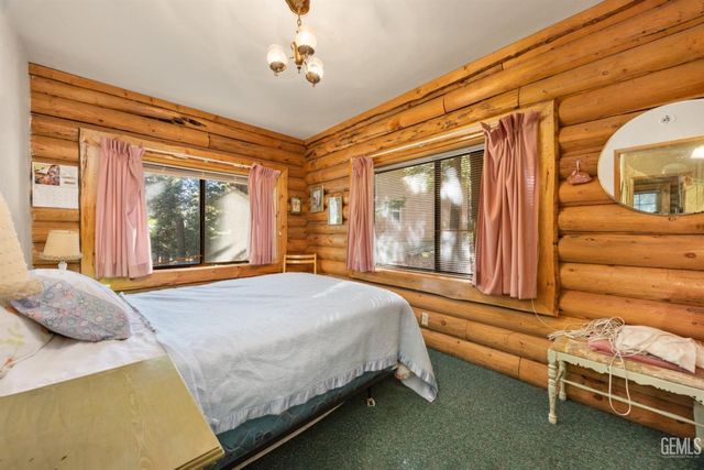 8717 Old State Road, Wofford Heights, CA 93285