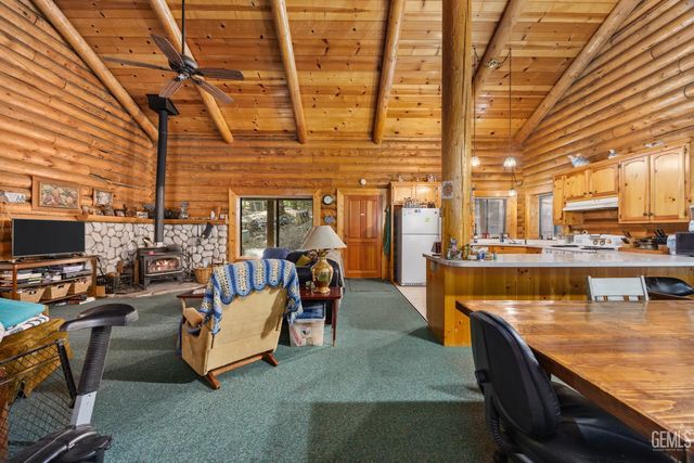 8717 Old State Road, Wofford Heights, CA 93285