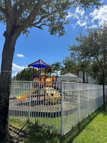 4311 SW 160th Avenue 105, Miramar, FL 33027