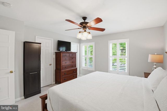 4096 CHAMPIONSHIP CT, Annandale, VA 22003