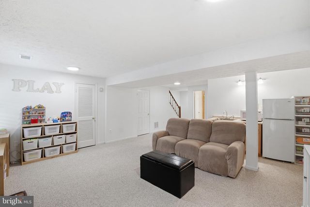 4096 CHAMPIONSHIP CT, Annandale, VA 22003