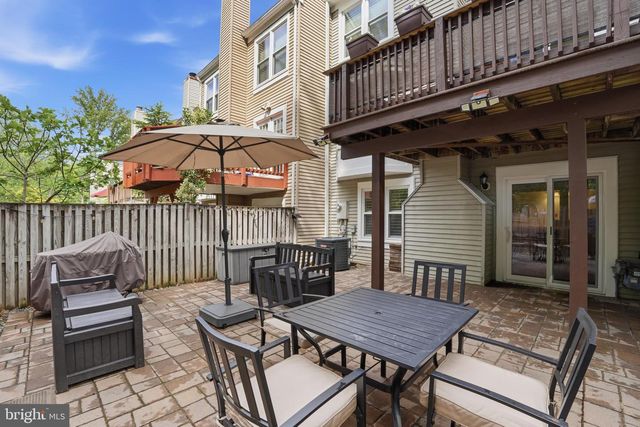 4096 CHAMPIONSHIP CT, Annandale, VA 22003
