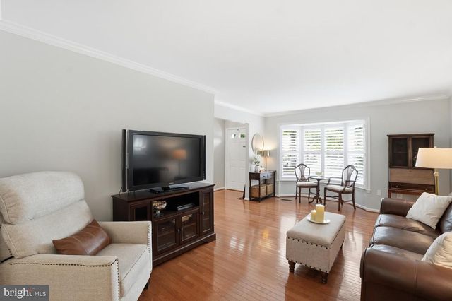 4096 CHAMPIONSHIP CT, Annandale, VA 22003