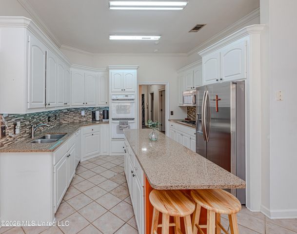 626 Wendover Drive, Ridgeland, MS 39157