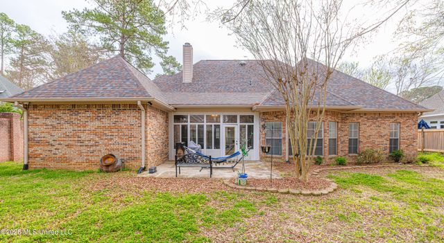 626 Wendover Drive, Ridgeland, MS 39157
