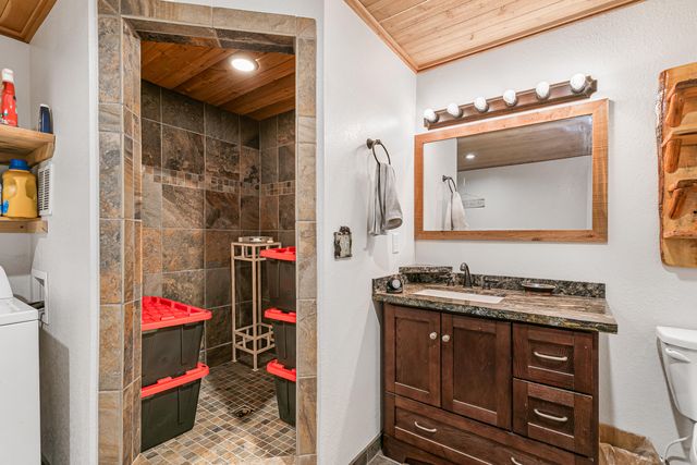 29450 Sloan Street, Klamath Falls, OR 97601