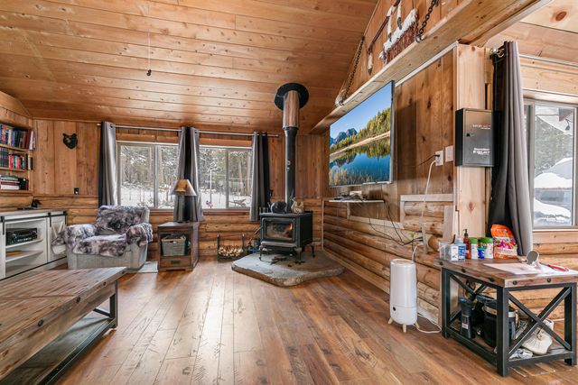 29450 Sloan Street, Klamath Falls, OR 97601