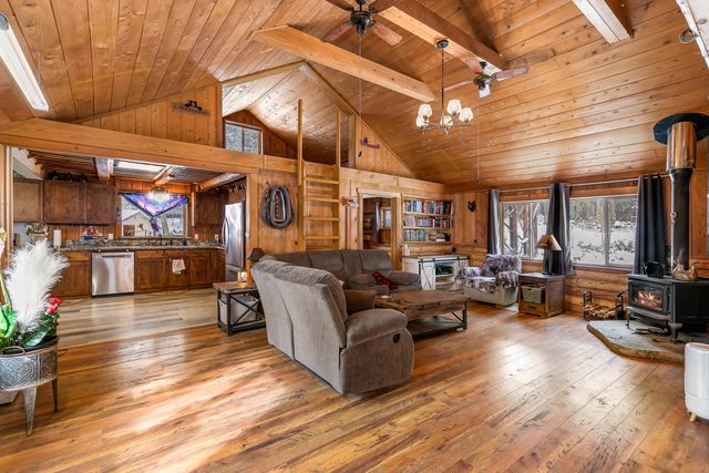 29450 Sloan Street, Klamath Falls, OR 97601