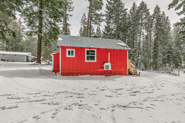 29450 Sloan Street, Klamath Falls, OR 97601