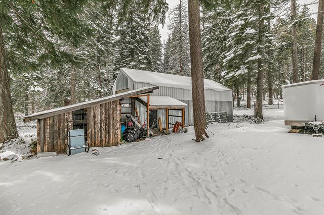 29450 Sloan Street, Klamath Falls, OR 97601