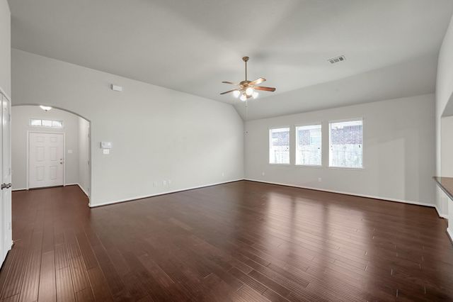 30119 Saw Oaks Drive, Magnolia, TX 77355