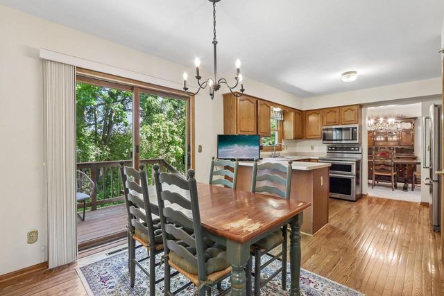 5728 Regency Hills DRIVE, Mount Pleasant, WI 53406