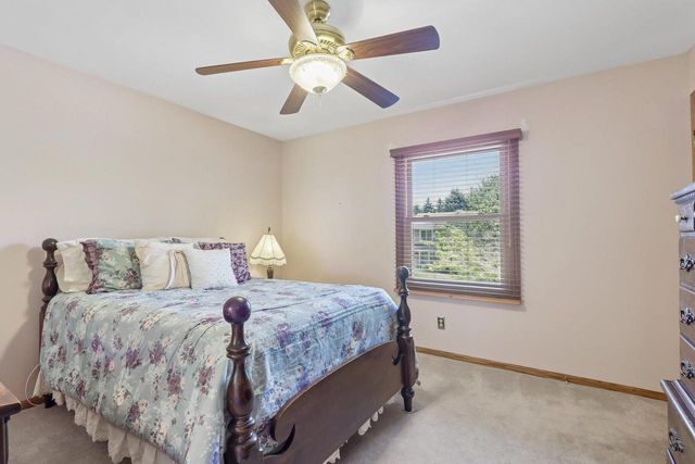 5728 Regency Hills DRIVE, Mount Pleasant, WI 53406
